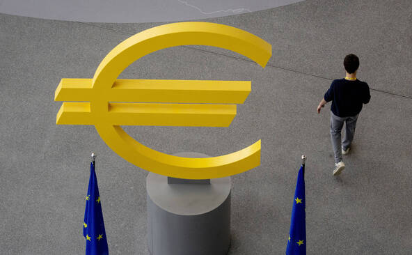 Zone euro: l'inflation ralentit à 1,7% en janvier