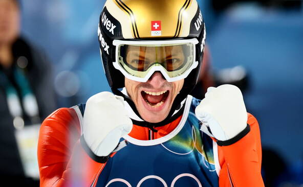 Petit tremplin: Gregor Deschwanden sur le podium