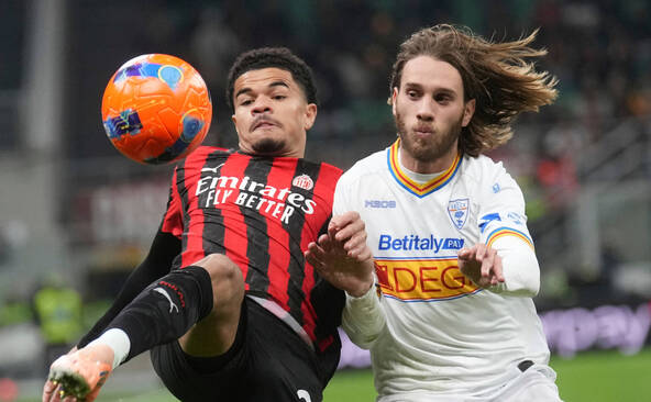 L'AC Milan s'en sort à Pise, Athekame décisif