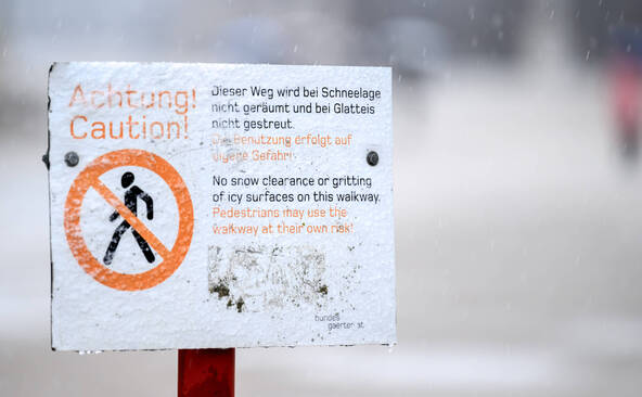 Autriche sous la neige: routes bloquées, coupures d'électricité et aéroport de Vienne fermé