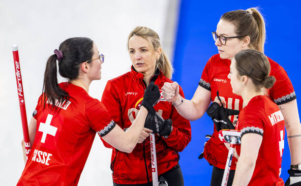 Les Suissesses se contentent de l'argent