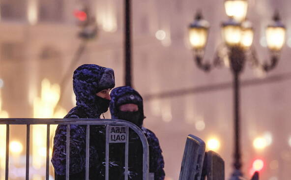 Moscou: un policier tué, deux autres blessés dans une explosion