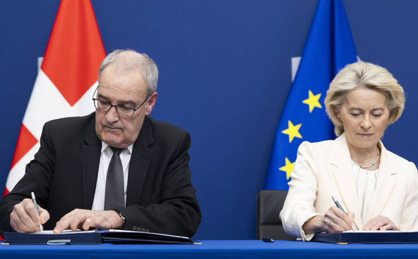 Accord bilatéral signé par Guy Parmelin et Ursula von der Leyen