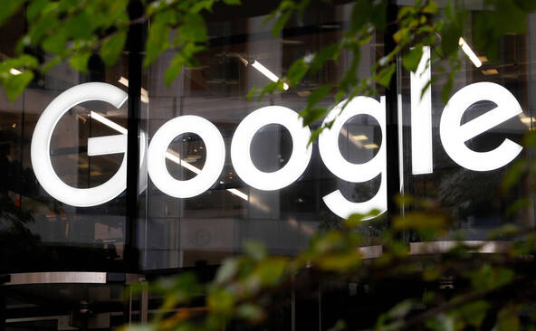 Google accusé d'avoir poussé au suicide un homme, via son IA