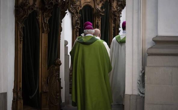 Les évêques suisses maintiennent les évaluations psychologiques