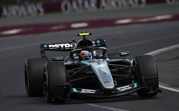 Victoire de Russell et doublé Mercedes