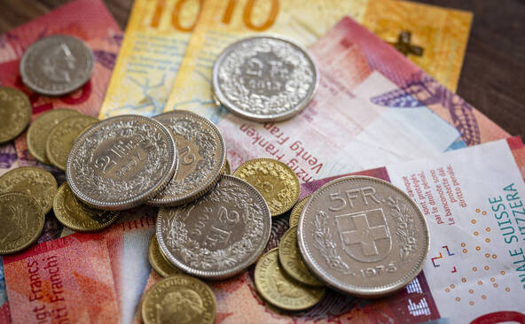 Argent liquide: le contre-projet l'emporte à 73,4%