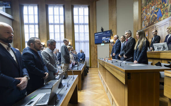 Une minute de silence à la mémoire des victimes du « Constellation »