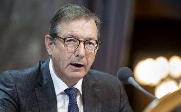 Les Etats veulent faciliter l'écoute téléphonique en Suisse