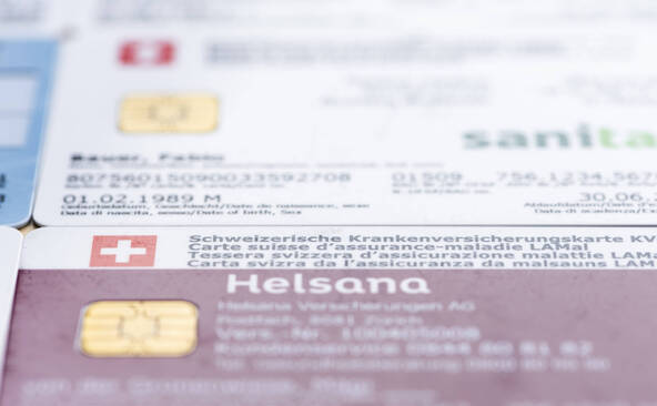 Primes maladie: la franchise minimale va augmenter en Suisse