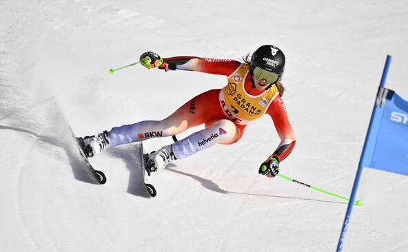 Géant: Rast part à la faute, Scheib fait coup double