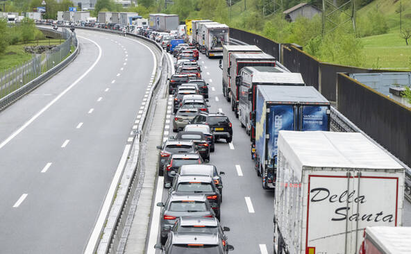 Les bouchons au Gothard ont commencé