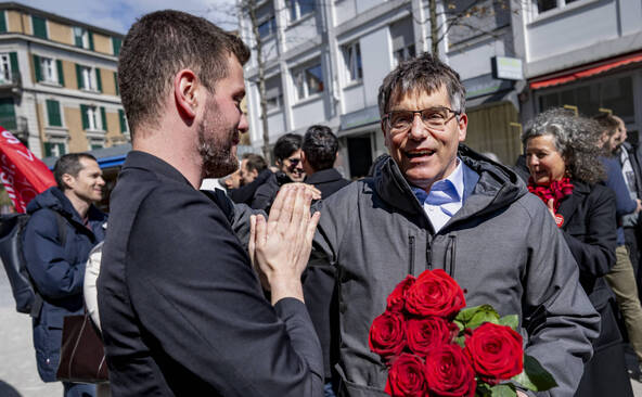 VD: Roger Nordmann sauve le siège socialiste de Rebecca Ruiz