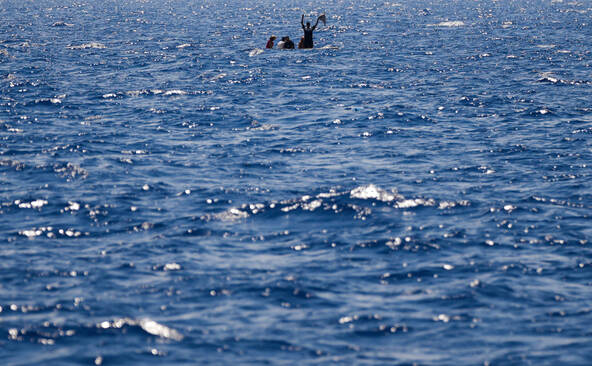 18 migrants retrouvés morts au large de l'île de Lampedusa