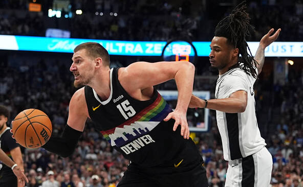 Denver met fin à la série de San Antonio