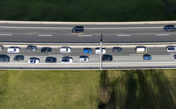 Gothard: les bouchons devant l'entrée sud du tunnel s'atténuent