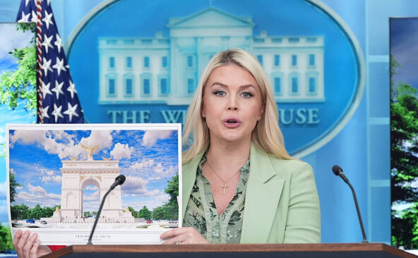 L'arche monumentale voulue par Trump officiellement baptisée