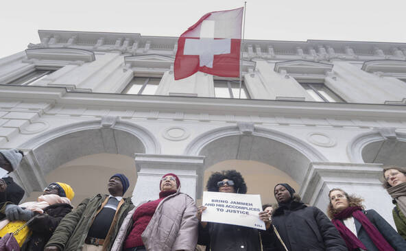La défense: aucun crime commis par le ministre sous la dictature