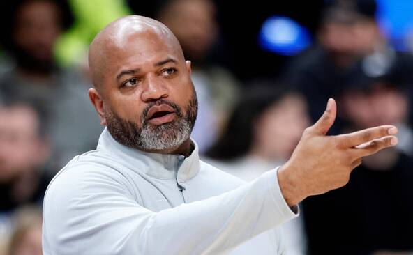 Bickerstaff (Pistons) élu entraîneur de l'année par ses pairs
