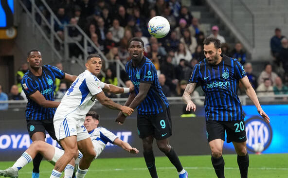 L'Inter Milan renverse Côme et file en finale de la Coupe d'Italie