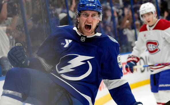 Janis Moser homme du match avec le Lightning, qui égalise