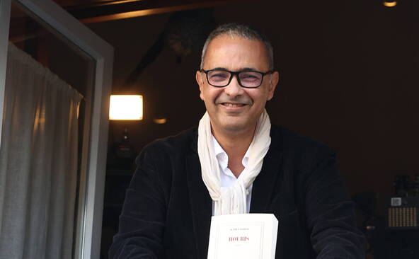 Algérie: Kamel Daoud annonce sa condamnation à trois ans de prison