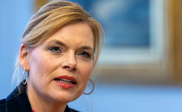 Allemagne: le compte Signal de la présidente du Bundestag piraté