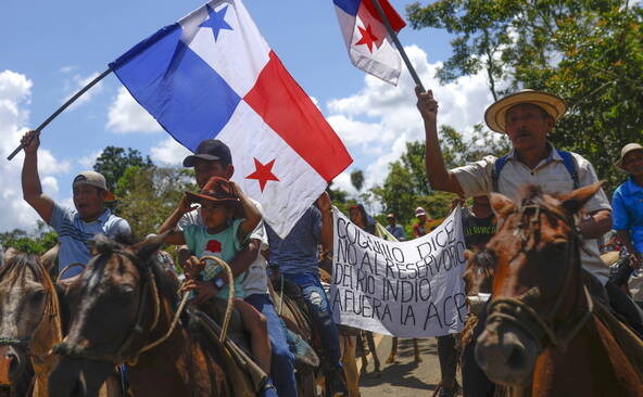 Panama: des agriculteurs manifestent contre un projet de barrage