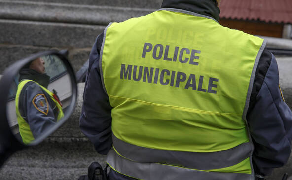 Langue des signes: 1e suisse pour la police municipale de Genève