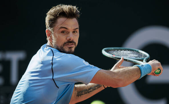 Wawrinka passe un tour, dans la douleur