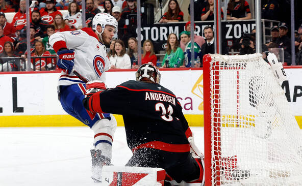 Montréal fait le break d'entrée face à Carolina