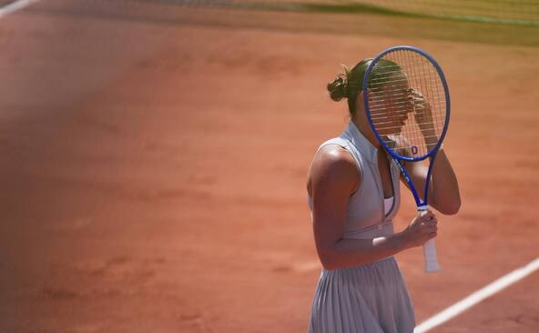 Kostyuk lance le tournoi dans l'émotion
