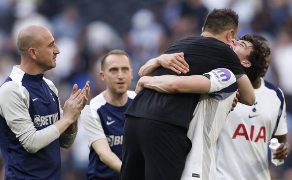 Chelsea privé d'Europe, Tottenham se maintient, West Ham chute