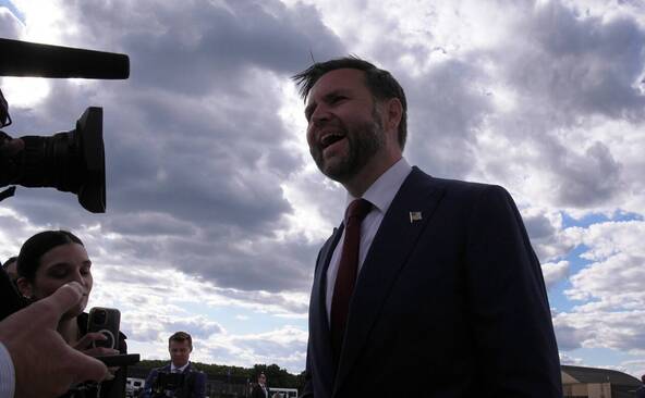 L'Iran attend des « actes » des USA, JD Vance évoque des « progrès »