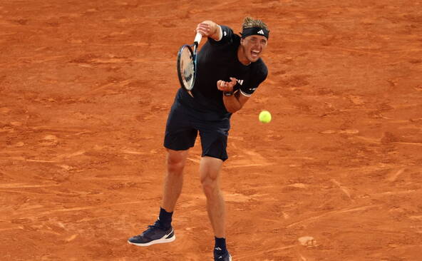 Roland-Garros: Zverev poursuit son chemin