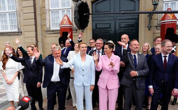 Danemark: un nouveau gouvernement, composé d'une majorité de femmes