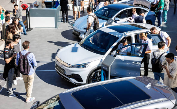 Allemagne: les voitures électriques étrangères accélèrent
