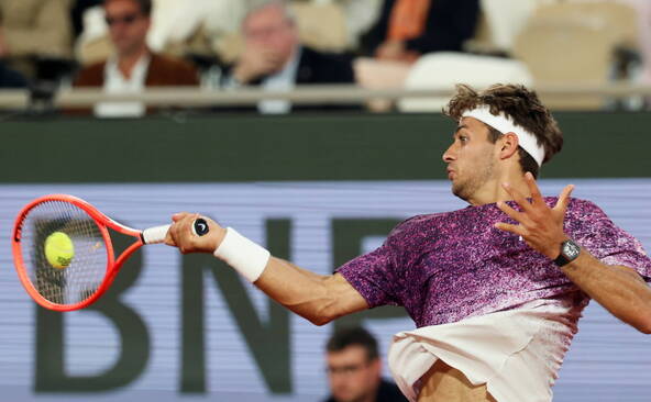 Cobolli rejoint Zverev en finale après le forfait d'Arnaldi