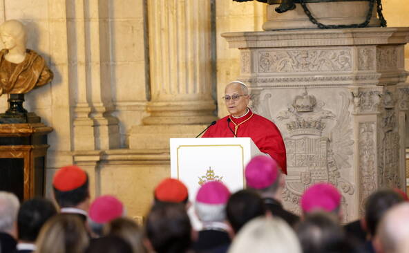 Le pape entame sa visite en Espagne, qui va durer une semaine