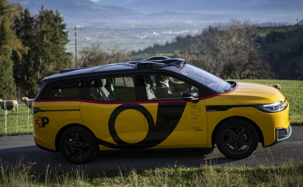 Feu vert aux taxis autonomes de CarPostal en Suisse orientale