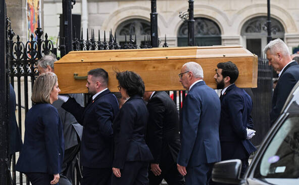 Obsèques de Bernadette Chirac à Paris, en libre accès au public