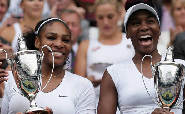 Venus et Serena Williams disputeront le double ensemble