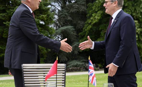 Parmelin parle avec Starmer à Evian des négociations commerciales