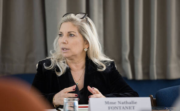 Le Conseil d'Etat genevois ne veut pas passer de 7 à 5 membres