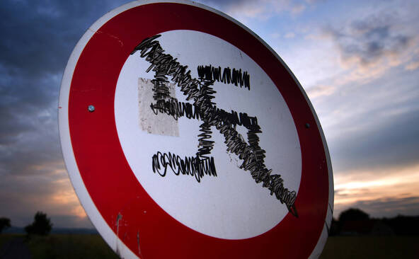 Les symboles nazis devraient être interdits en Suisse