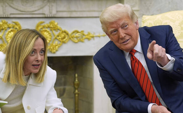 Italie: colère après des critiques attribuées à Trump contre Meloni