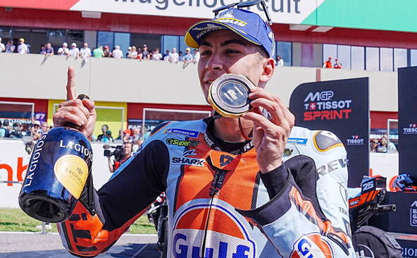 Raul Fernandez remporte la course sprint