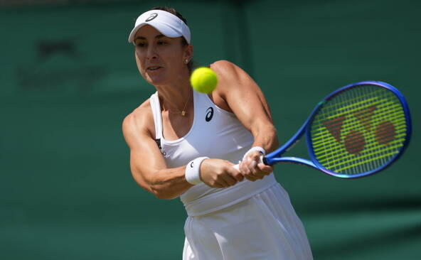Belinda Bencic passe l'épaule difficilement