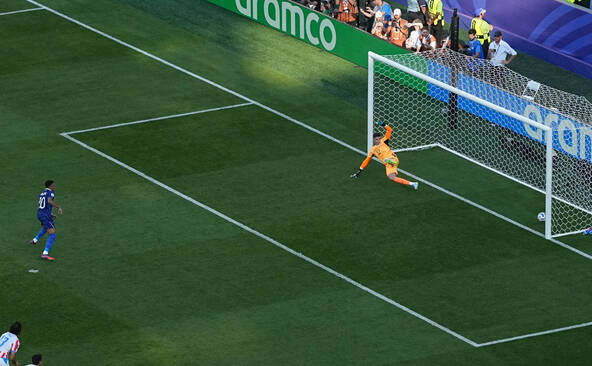Mondial 2026: la France se sort du piège paraguayen