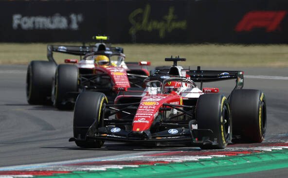 Charles Leclerc s'impose après une course à rebondissements